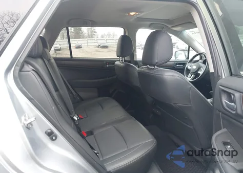 2015 Subaru Outback 2.5I Limited z USA, uszkodzony, nr VIN 4S4BSBNC6F3267681